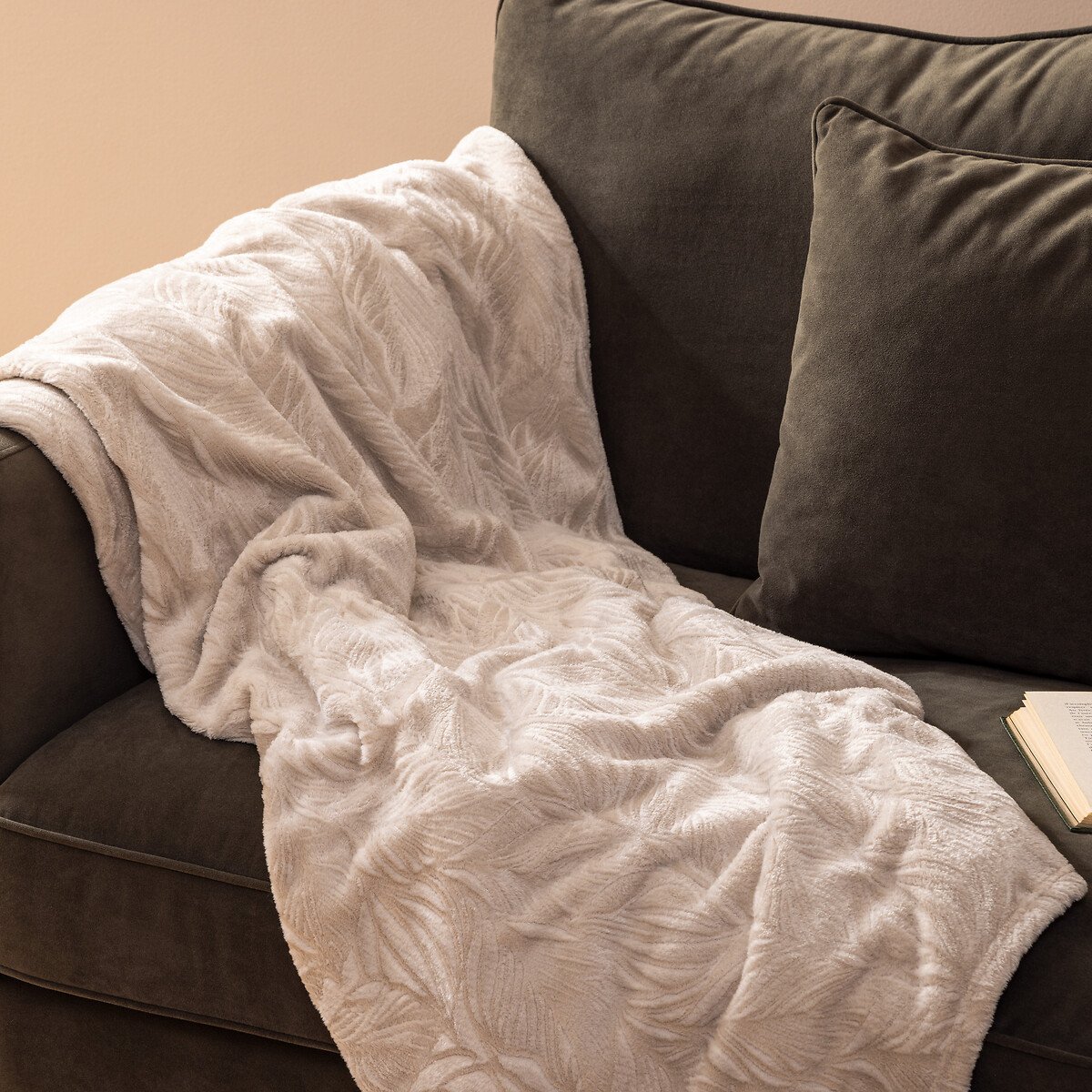 Manta Ryo Em Flanela Bege 180x230cm