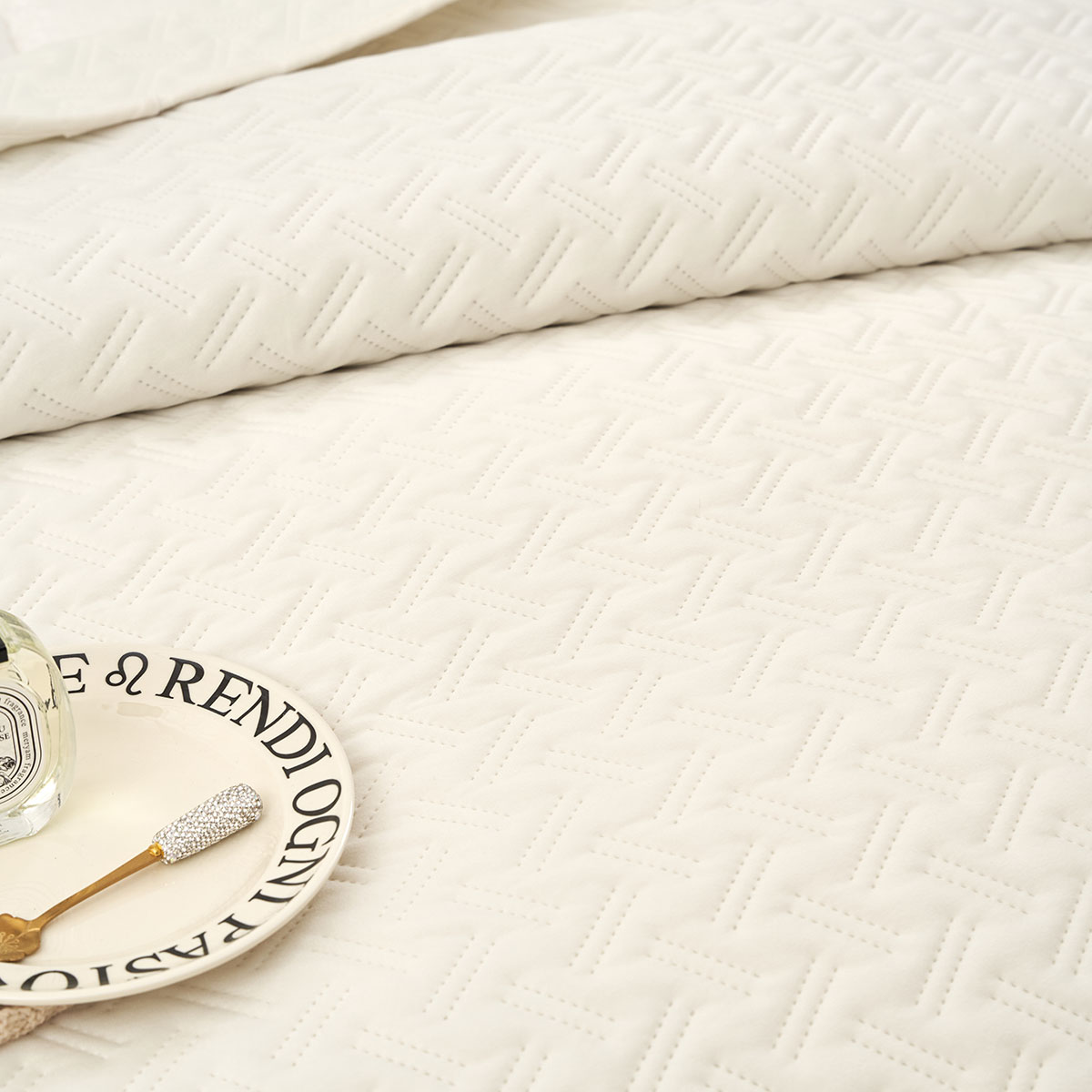 Edredão BISTROL branco 220x240cm