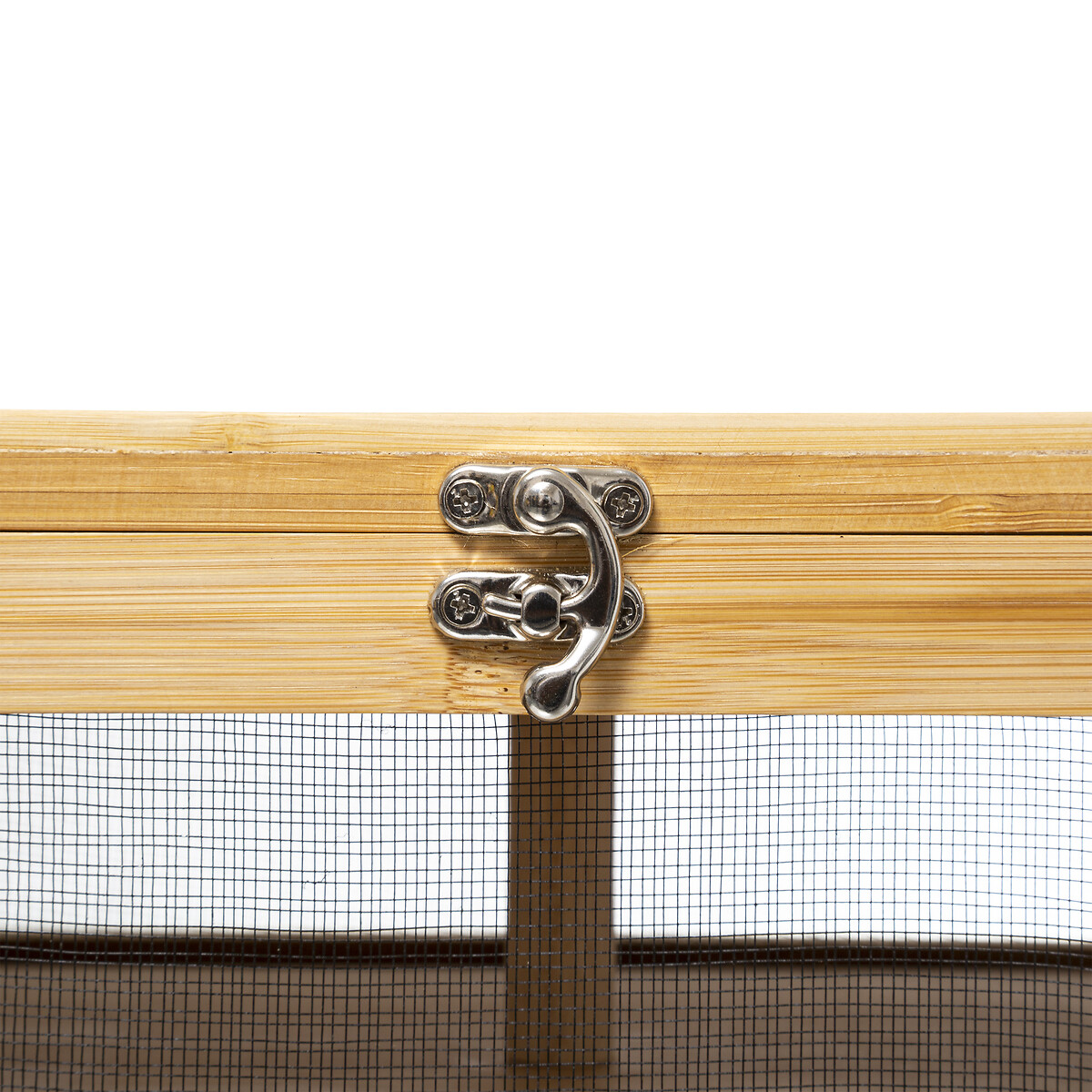 Queijeira com t&aacute;bua em bambu