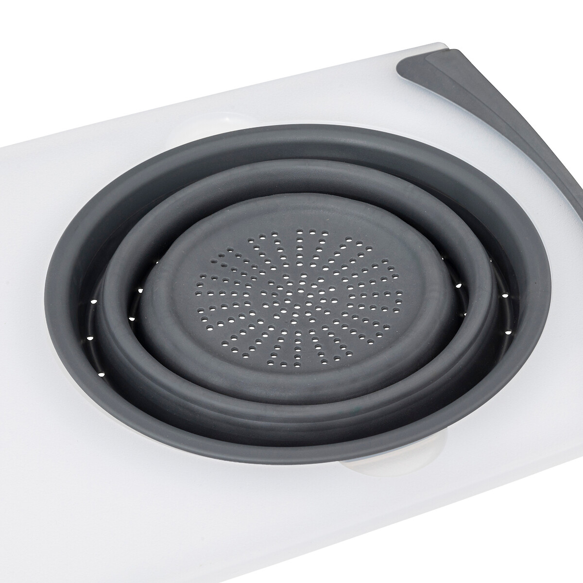 Tábua de corte com recipiente dobrável