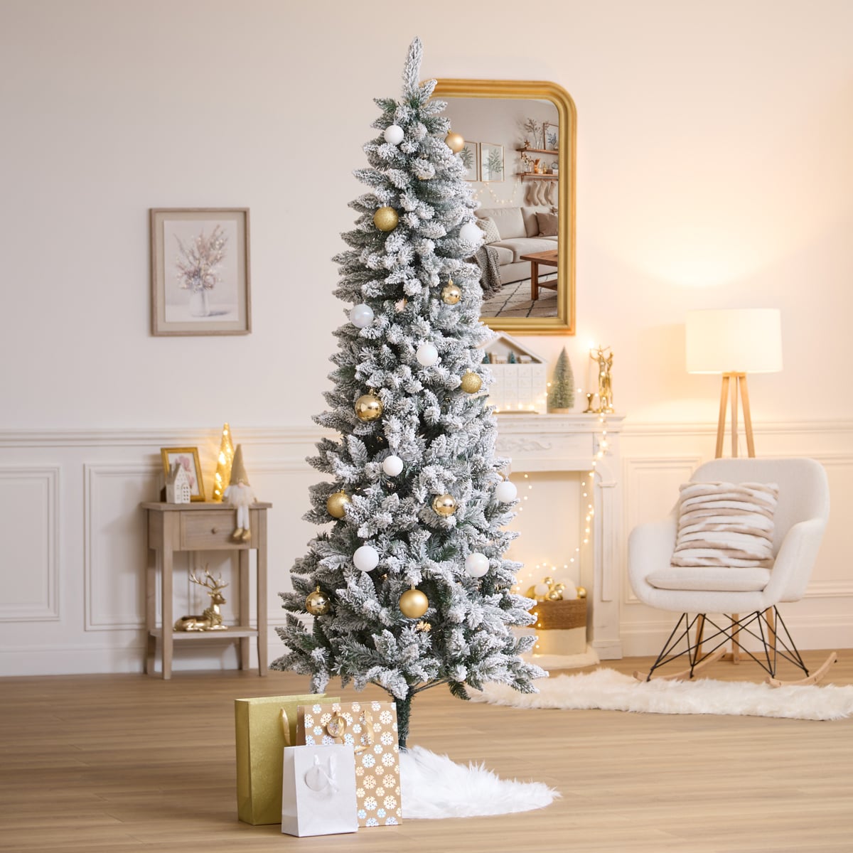 &Aacute;rvore de natal VERTICA verde com neve 210cm