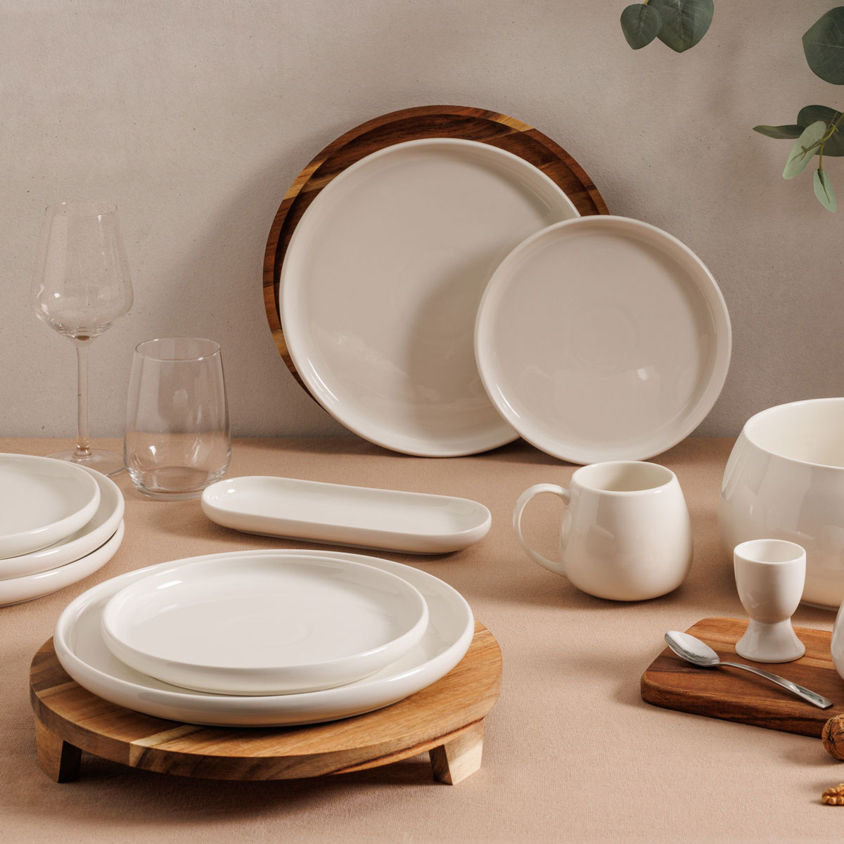 Prato de apresentação em madeira acácia 30cm