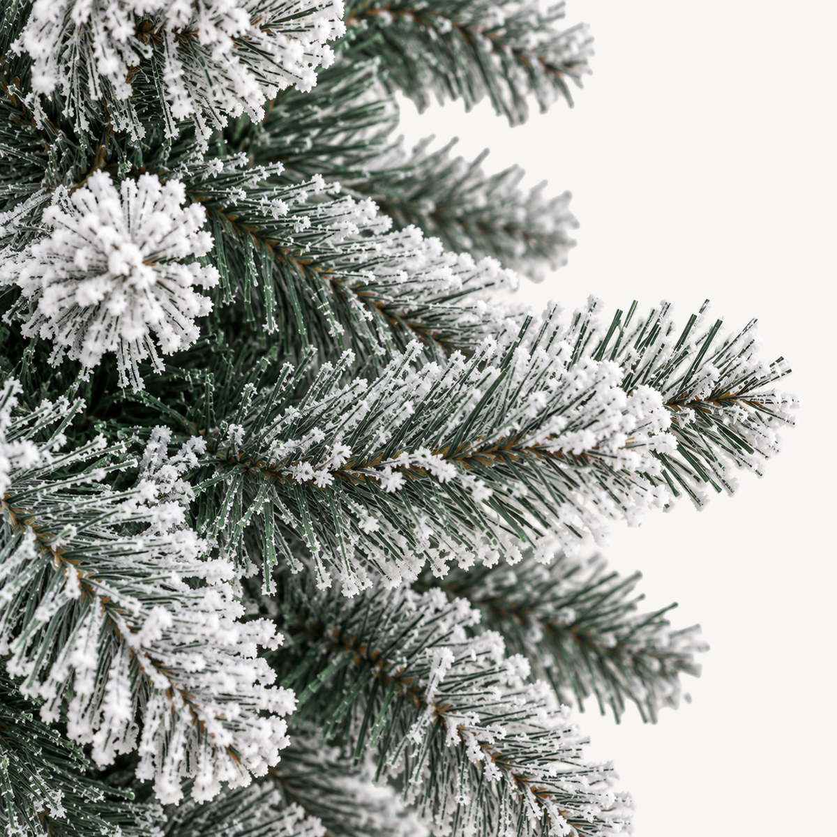 &Aacute;rvore de natal FLOQUE verde com efeito neve 180cm