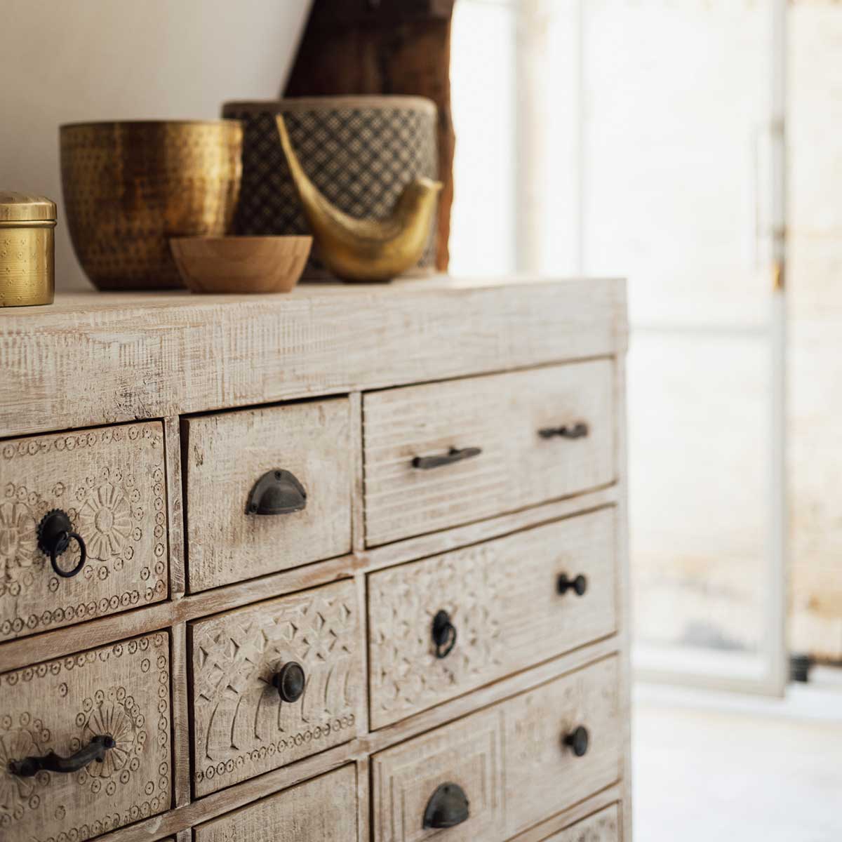 P&aacute;ssaro decorativo OASIS dourado 17cm