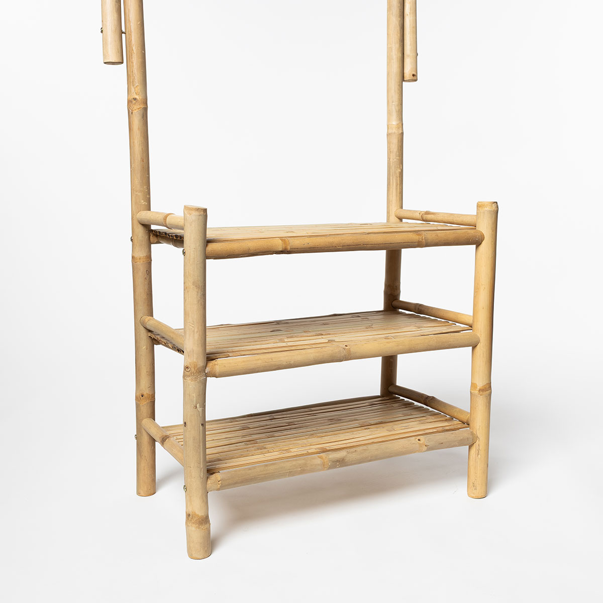 M&oacute;vel wc com 3 prateleiras em bambu