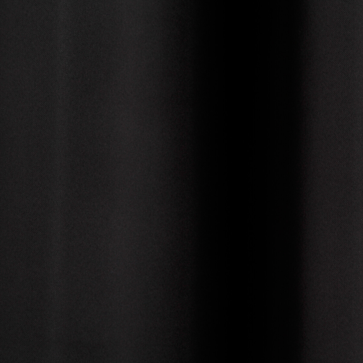 Cortina opaca preta 140x260cm