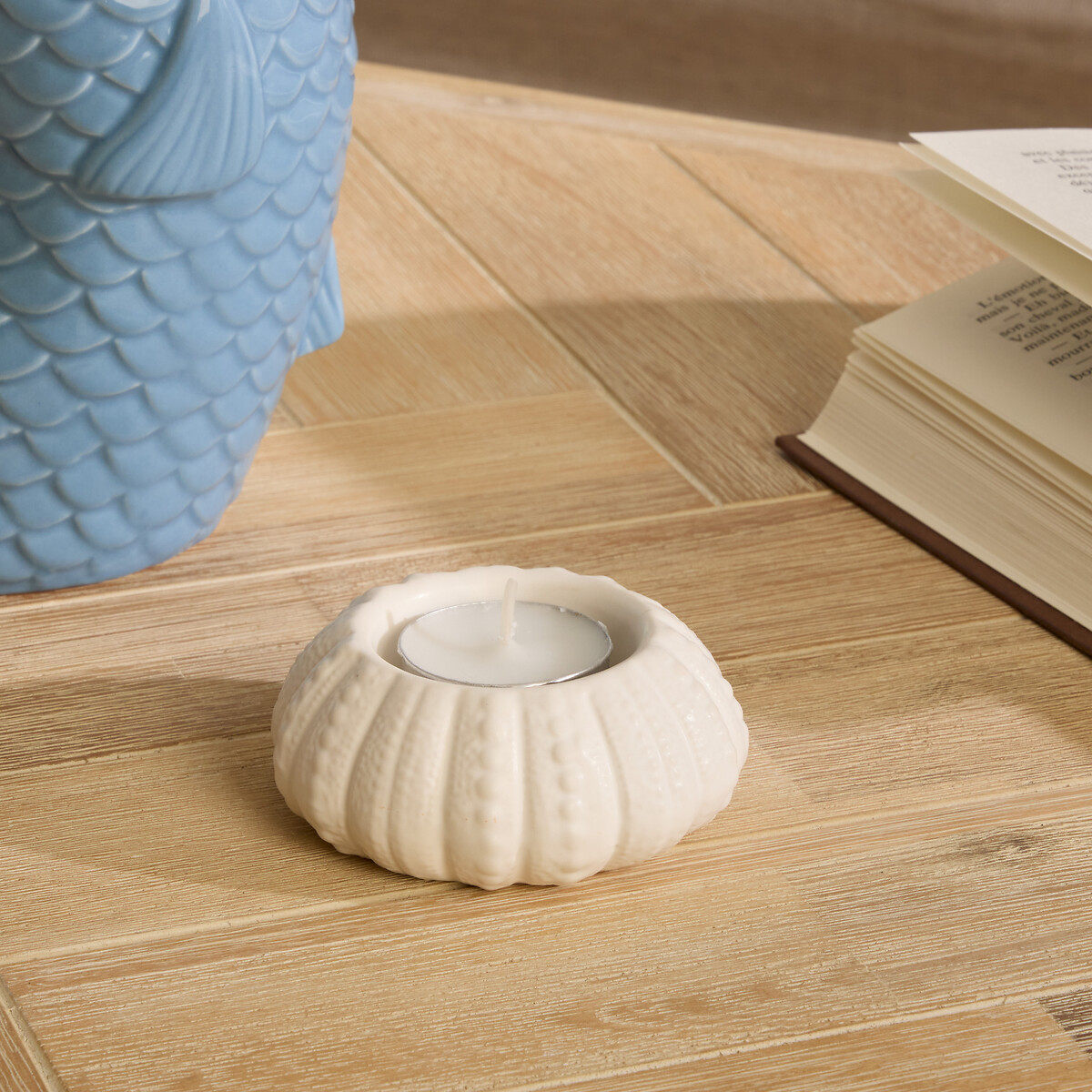 Casti&ccedil;al OCE&Aacute;NIA branco em cer&acirc;mica