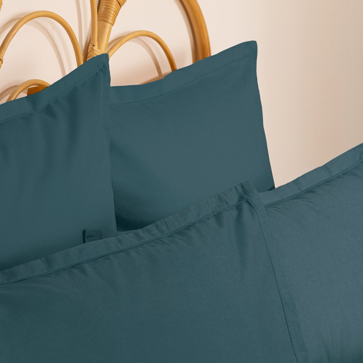 Capa azul acinzentado para almofada 63x63cm