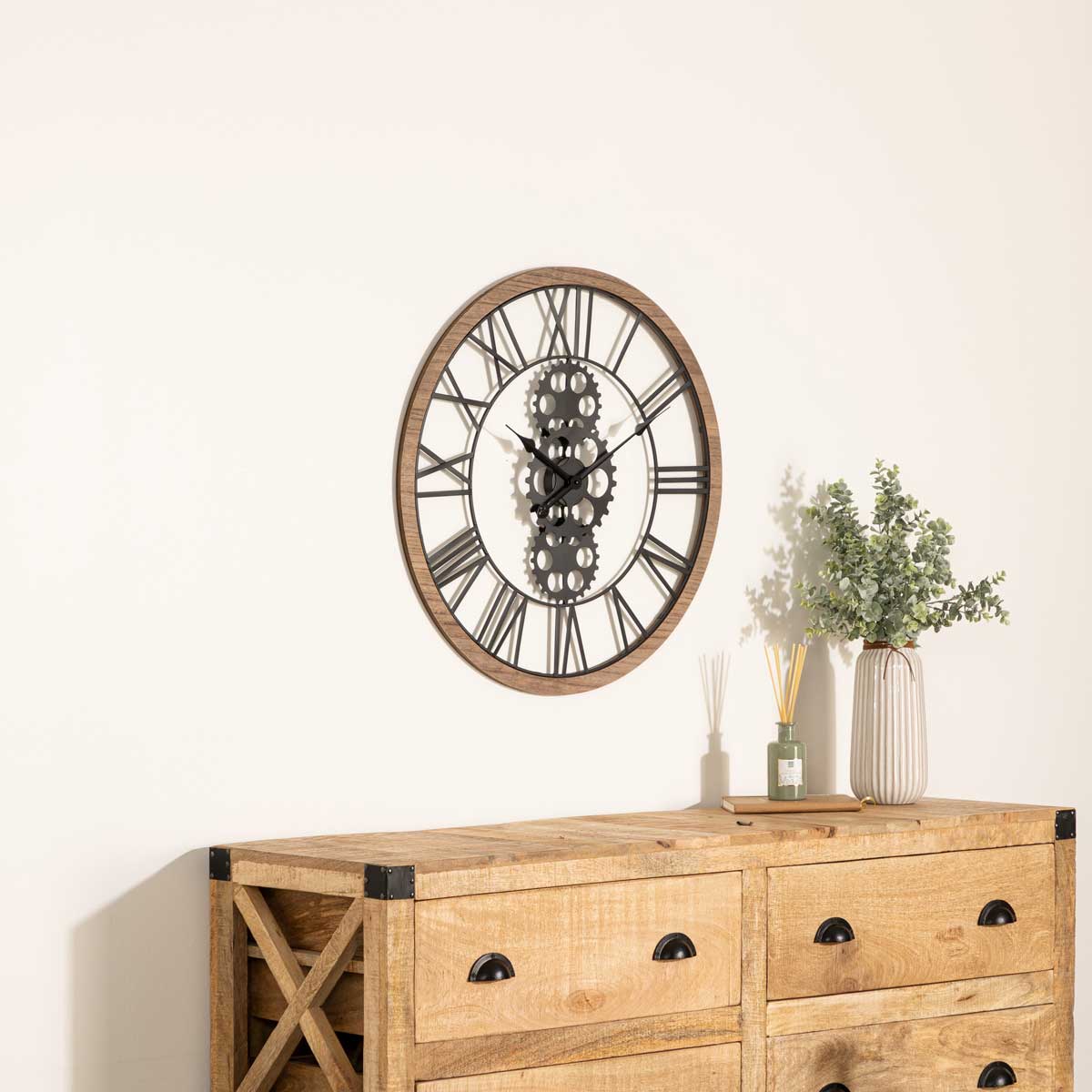 Rel&oacute;gio decorativo de parede em 