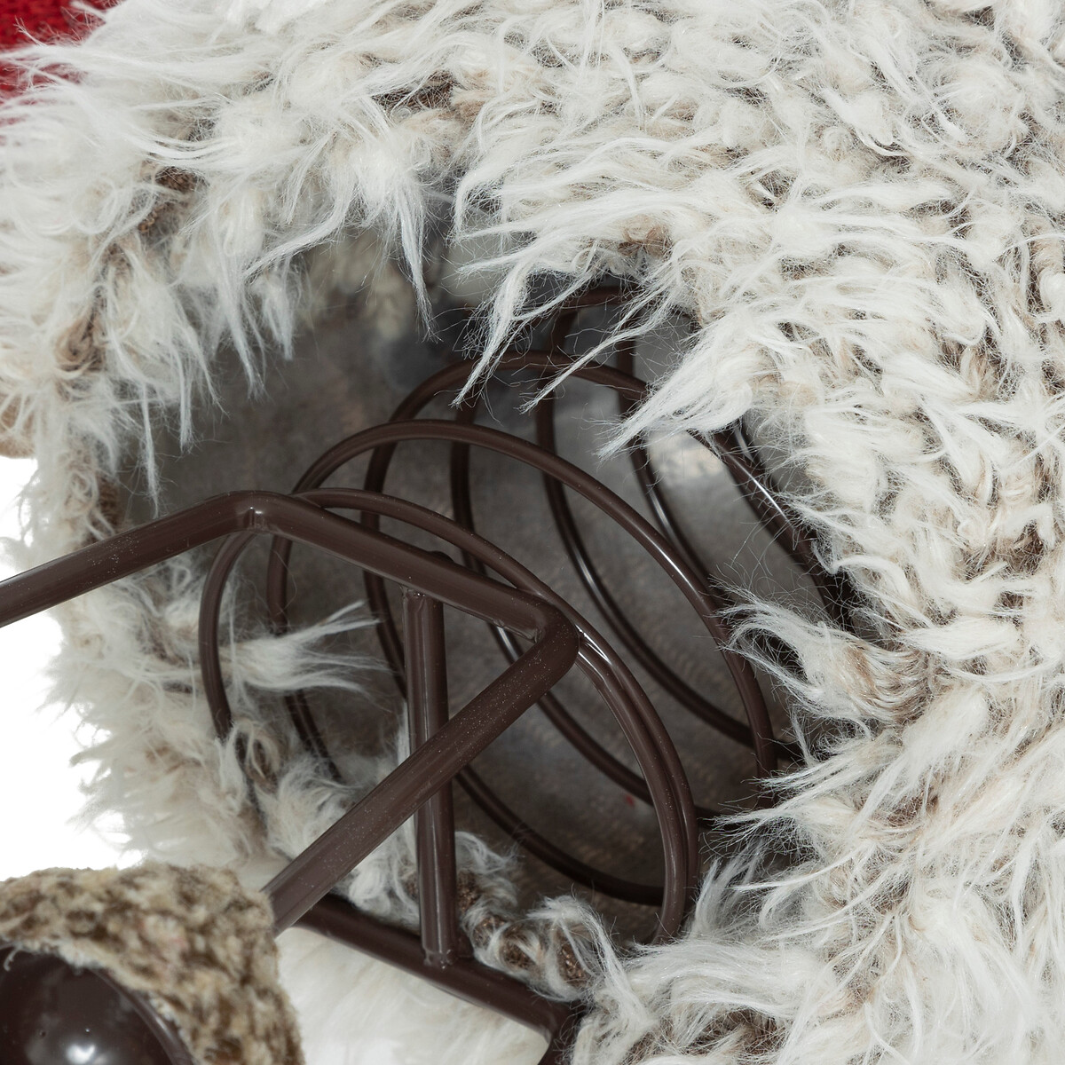 Figura rena com gorro e cachecol 36cm