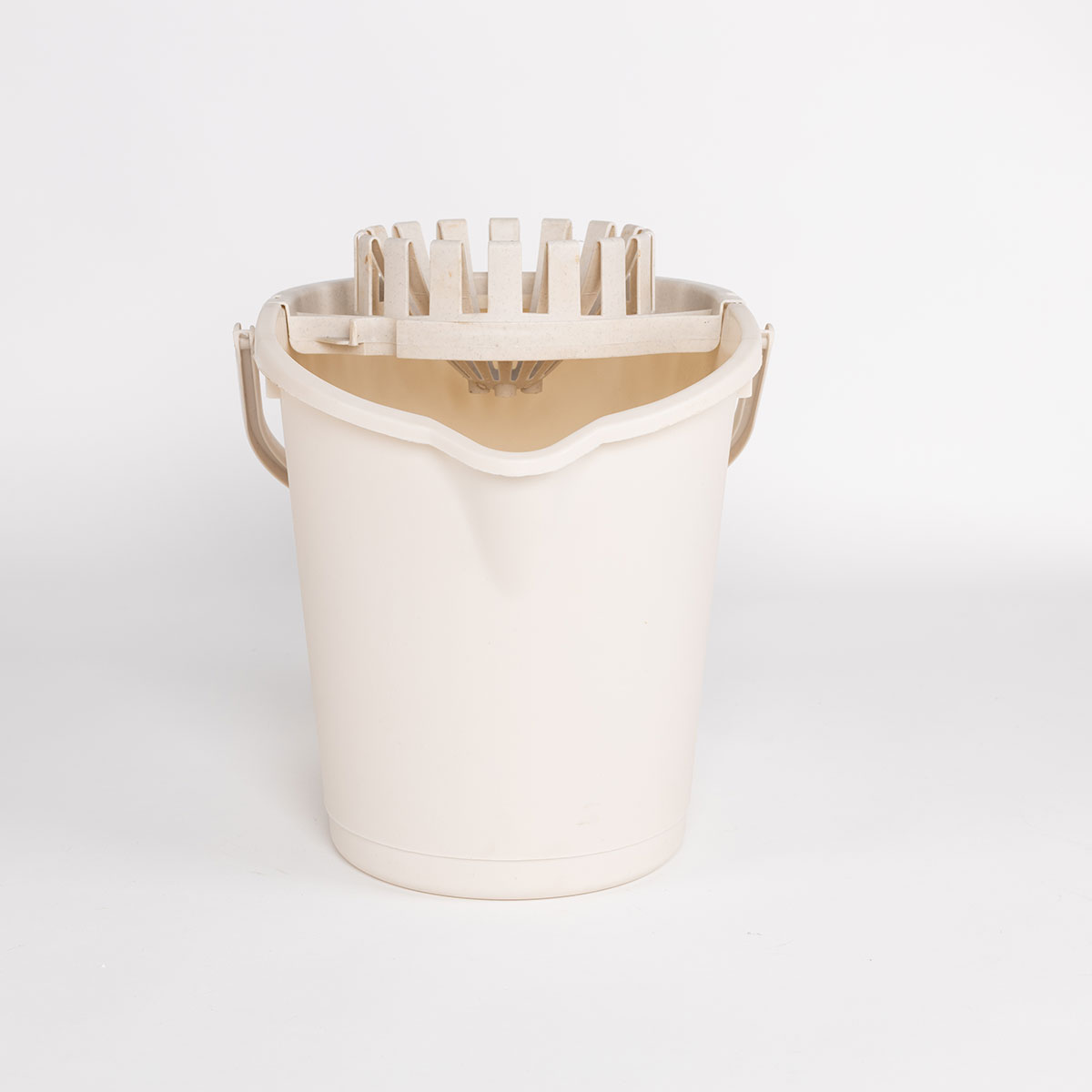 Balde bege com espremedor 16L