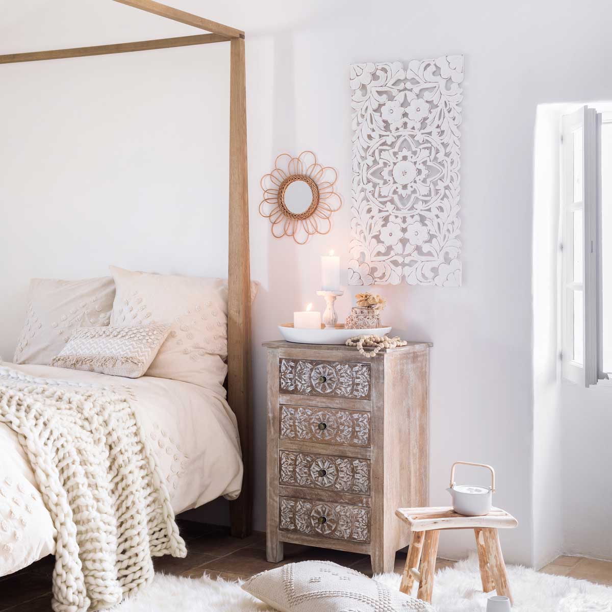 Painel decorativo FANNY branco esculpido em mdf 45x85cm