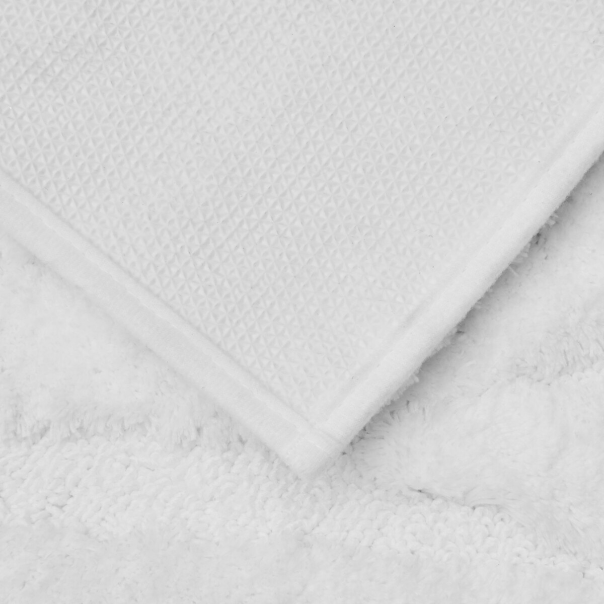 Tapete sa&iacute;da de banho CLOUDY branco 50x75cm