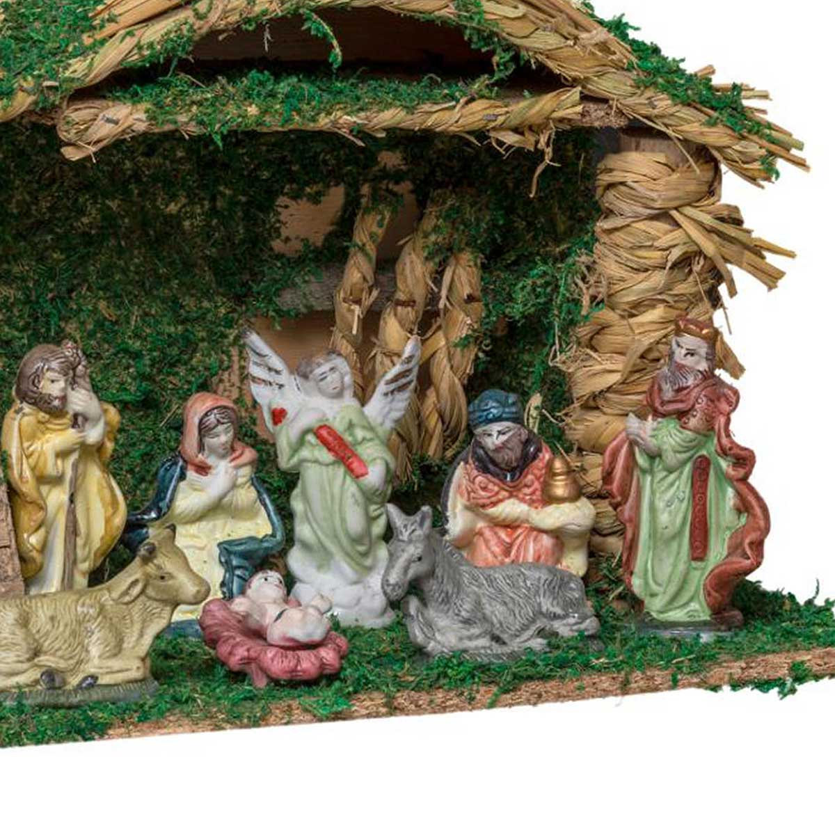 Pres&eacute;pio cabana com 9 figuras em porcelana