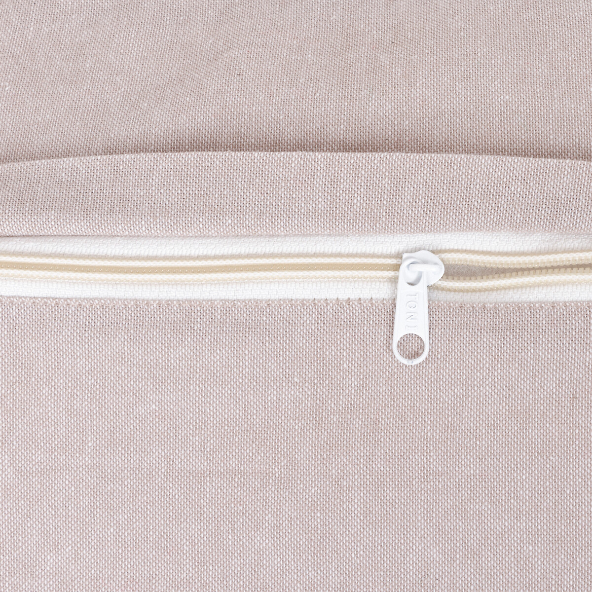 Almofada decorativa soldadinho bege 45x45cm