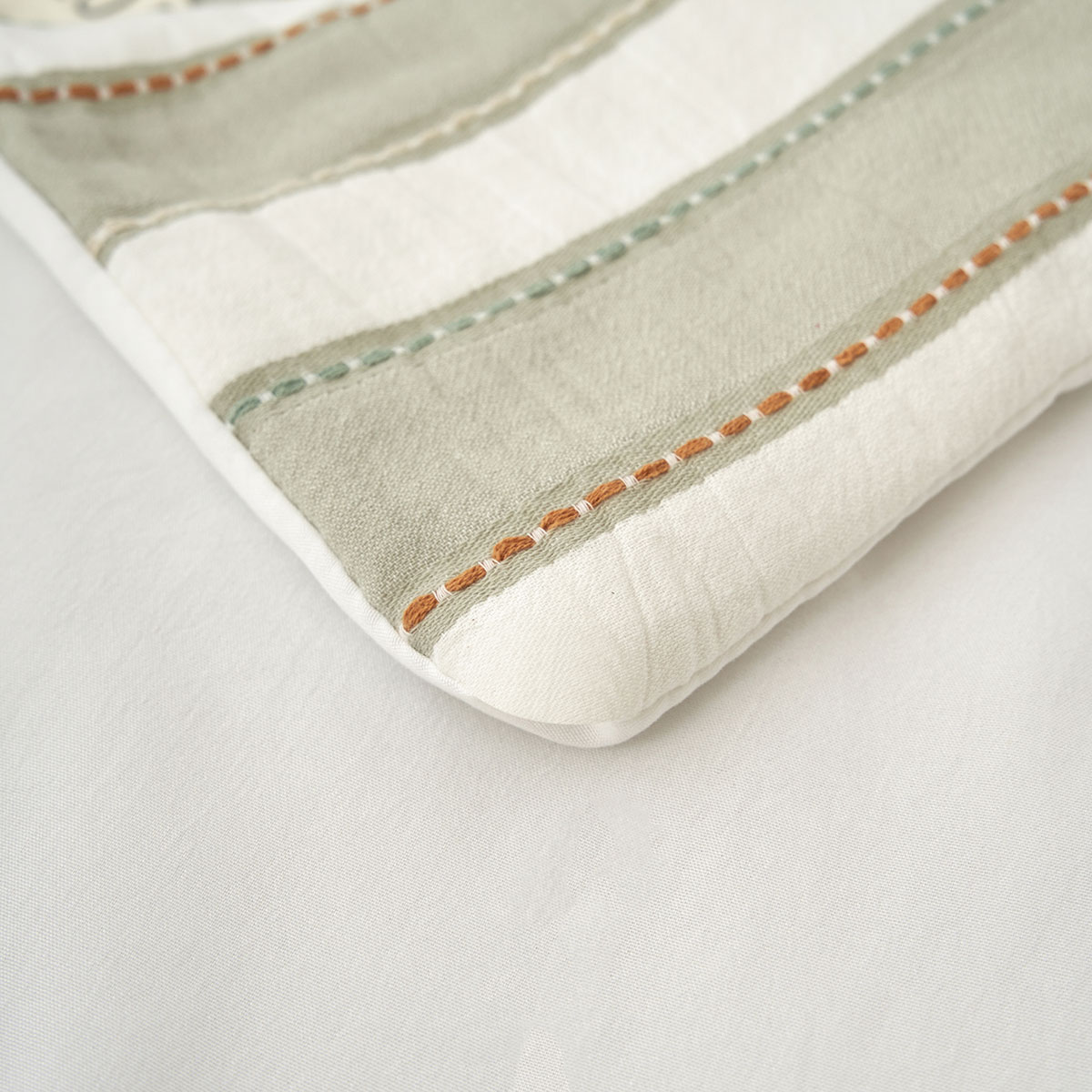 Edred&atilde;o TUKI verde 140x220cm