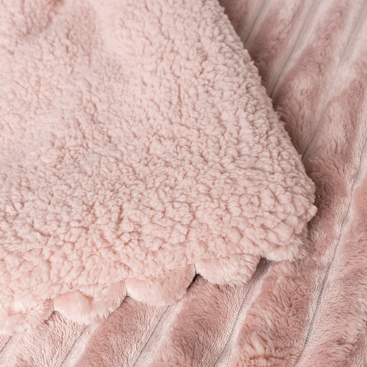 Edred&atilde;o WINTER NEST rosa 240x260cm
