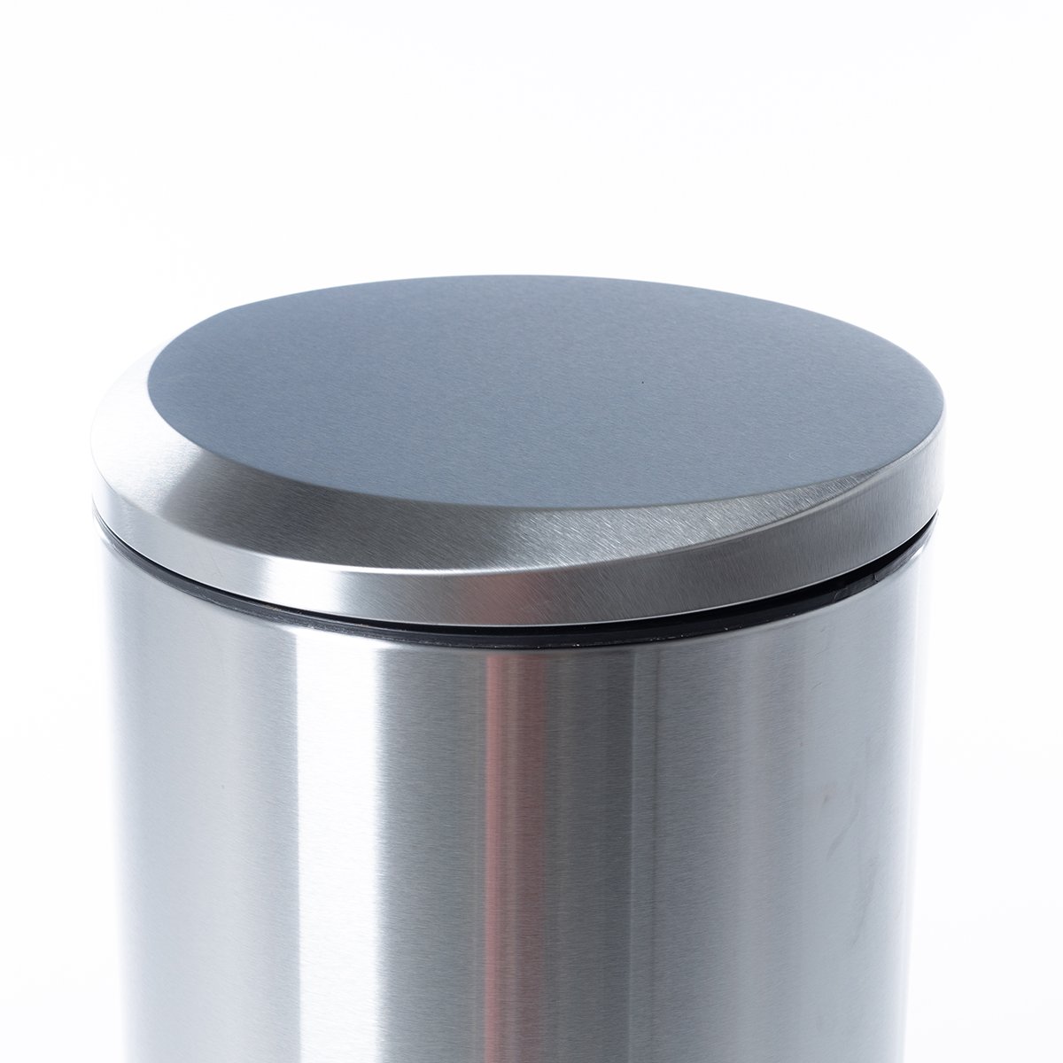 Balde do lixo prateado com tampa soft close 30l