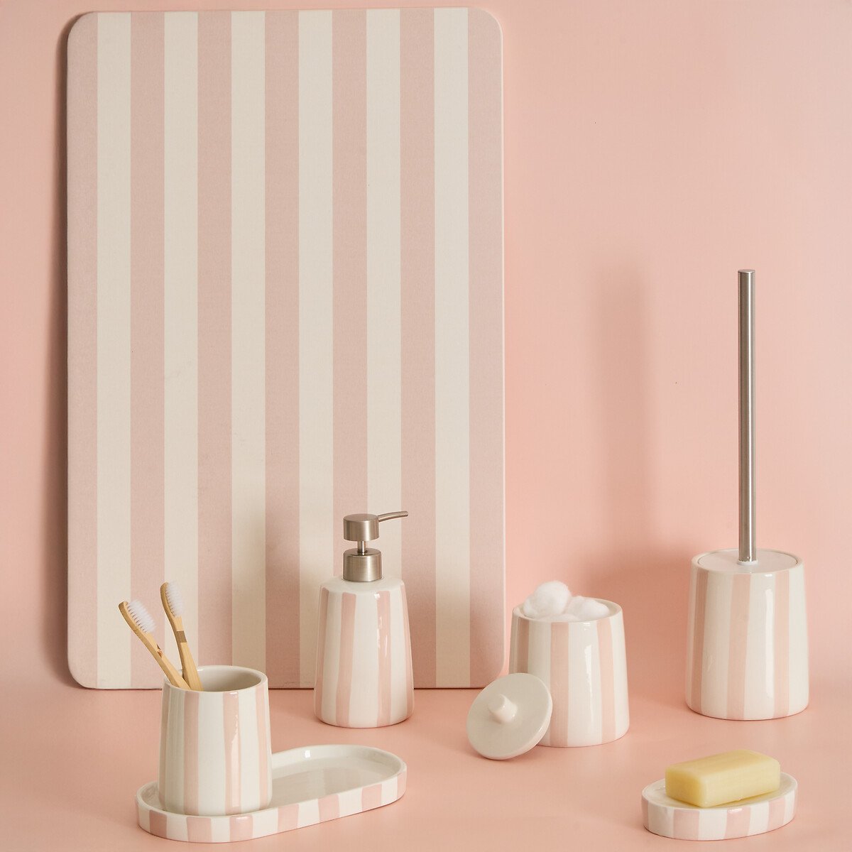 Bandeja wc STRIO rosa em cer&acirc;mica