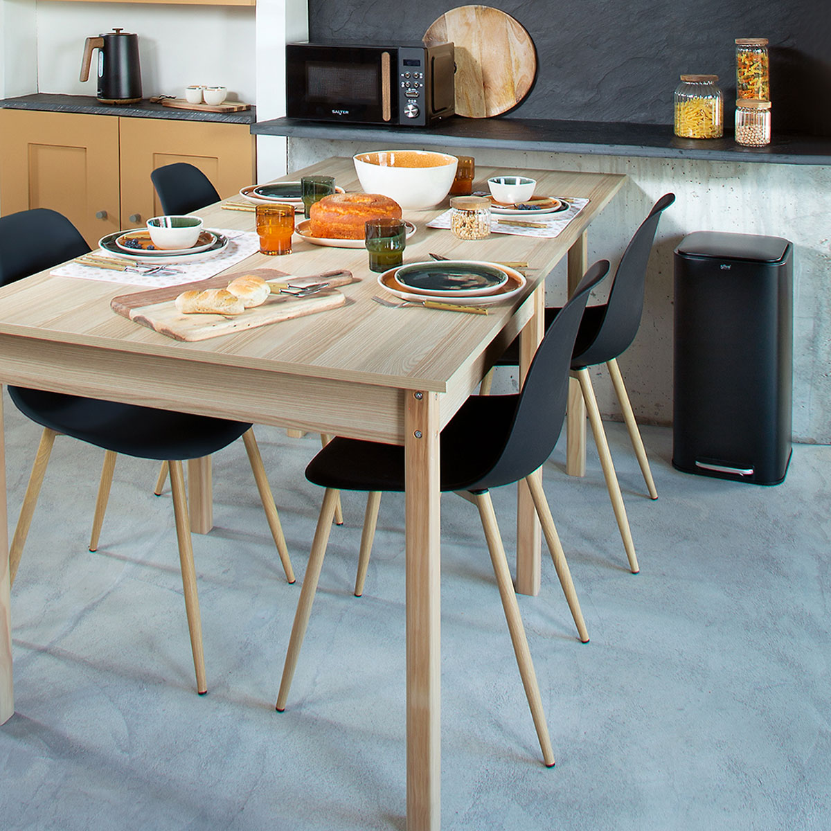 Mesa de cozinha extens&iacute;vel em mdf 180cm