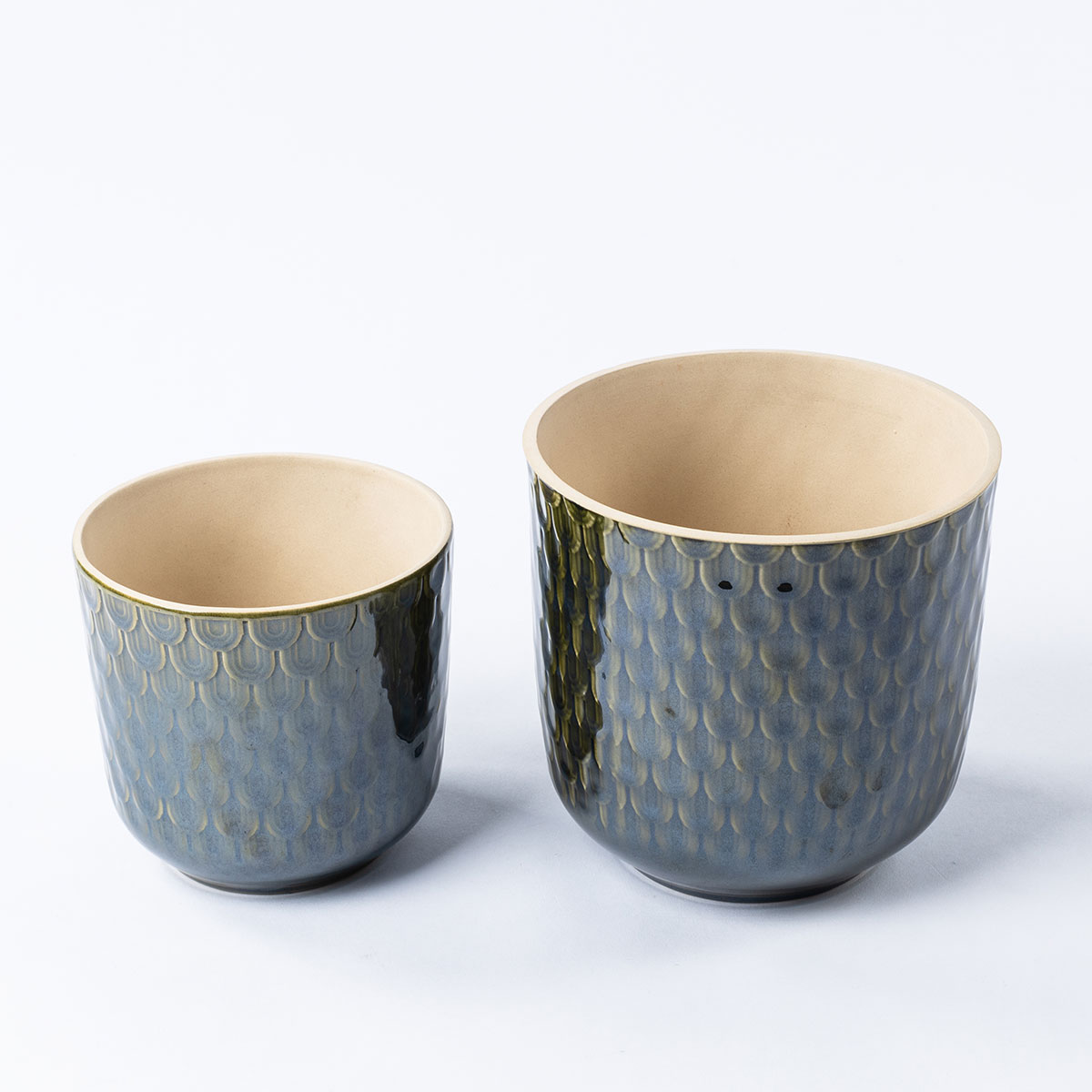 Vaso de cer&acirc;mica texturado verde 13,5cm