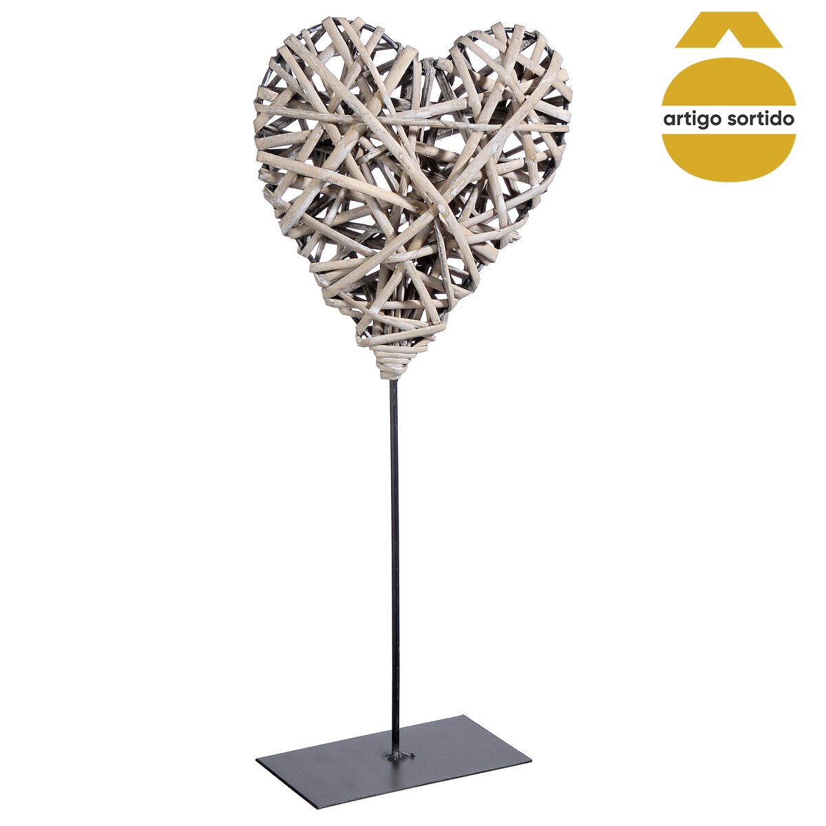 Cora&ccedil;&atilde;o de vime com suporte