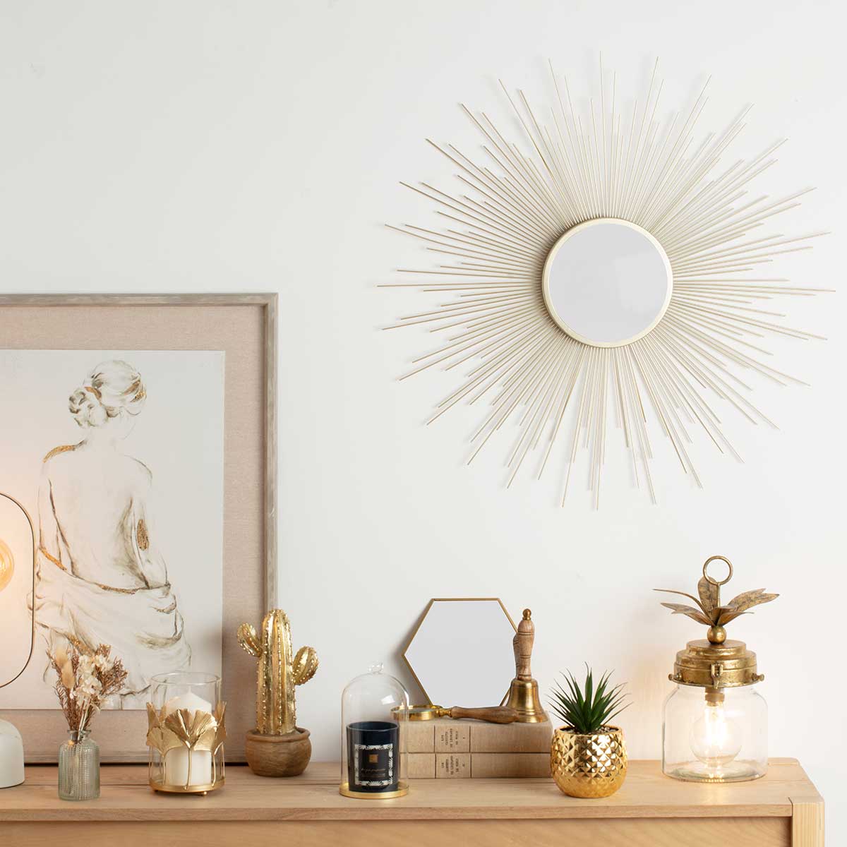 Candeeiro de mesa em forma de anan&aacute;s em metal