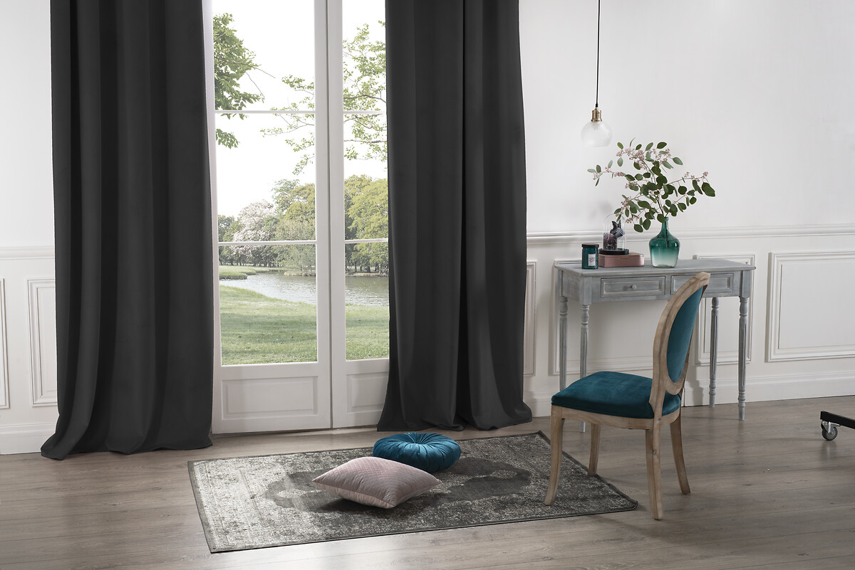 Cortina opaca cinza escura 140x260cm