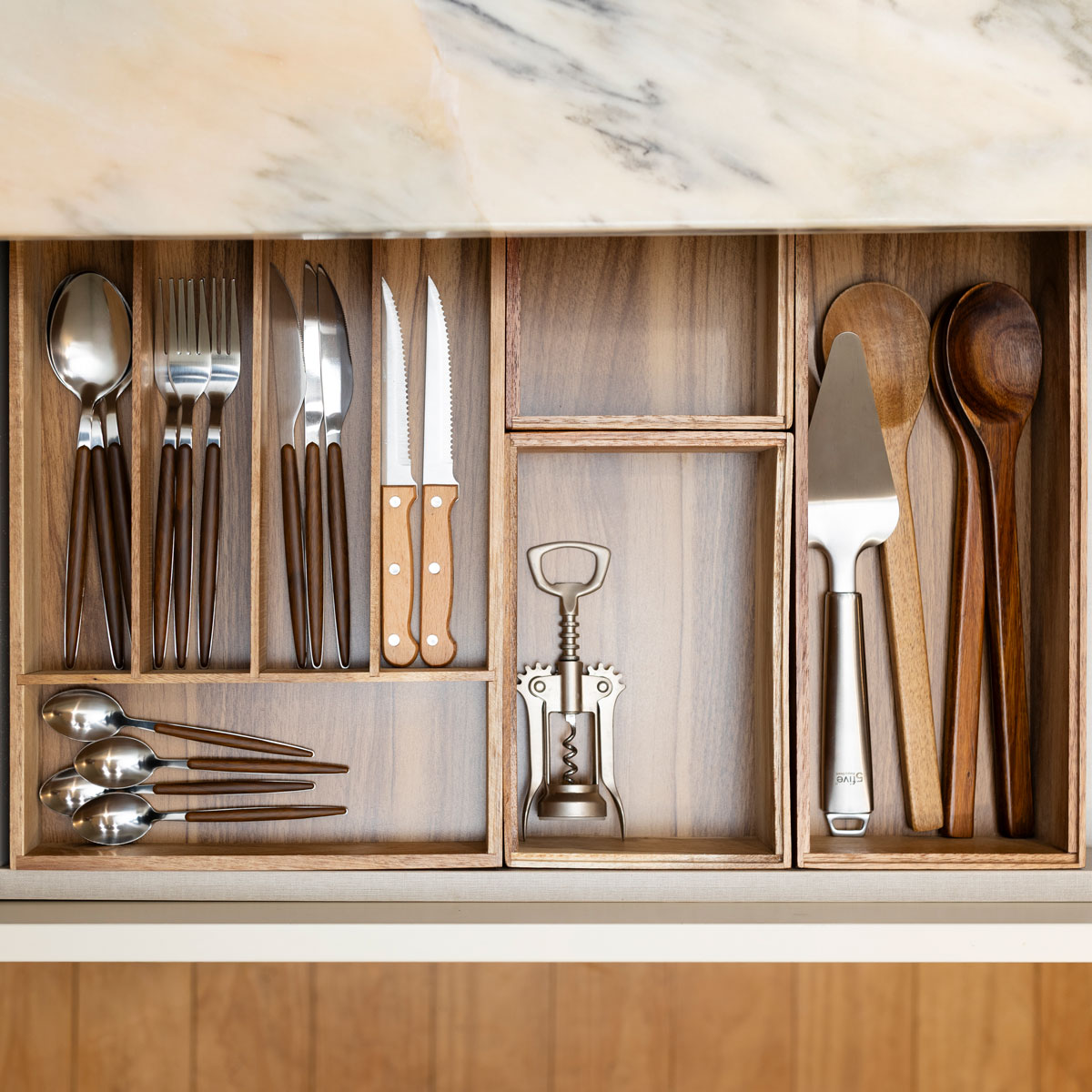 Organizador castanho