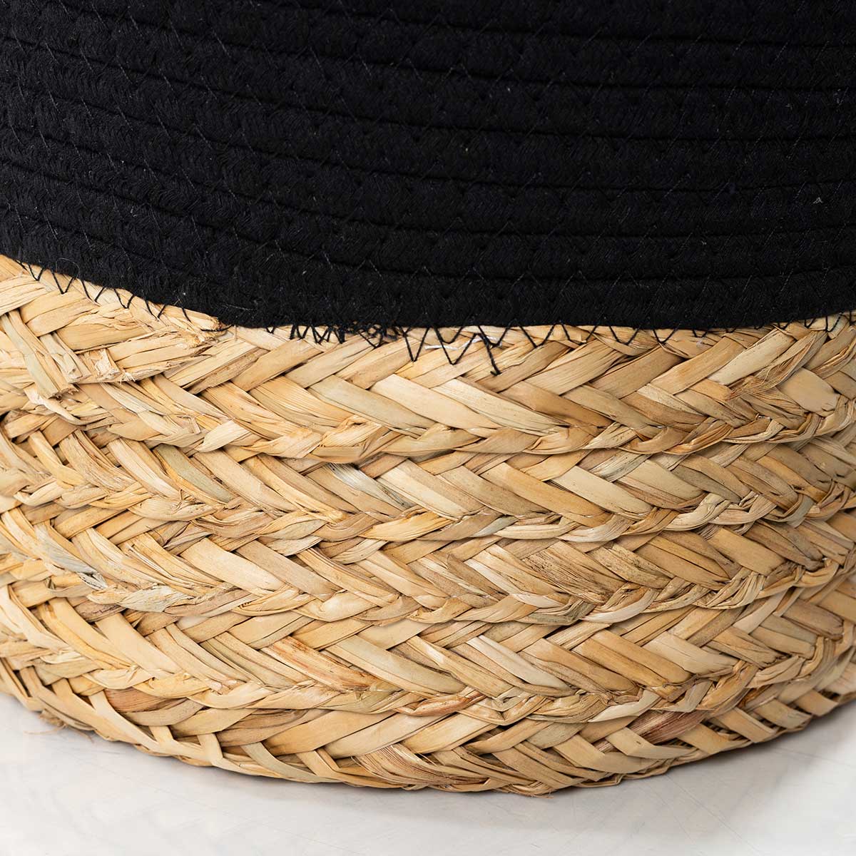 Cesto de roupa wc preto e natural 50cm