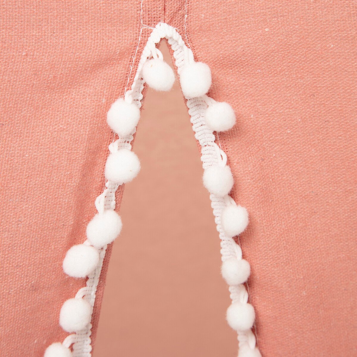 Tenda TIPI rosa com pompons rainbow