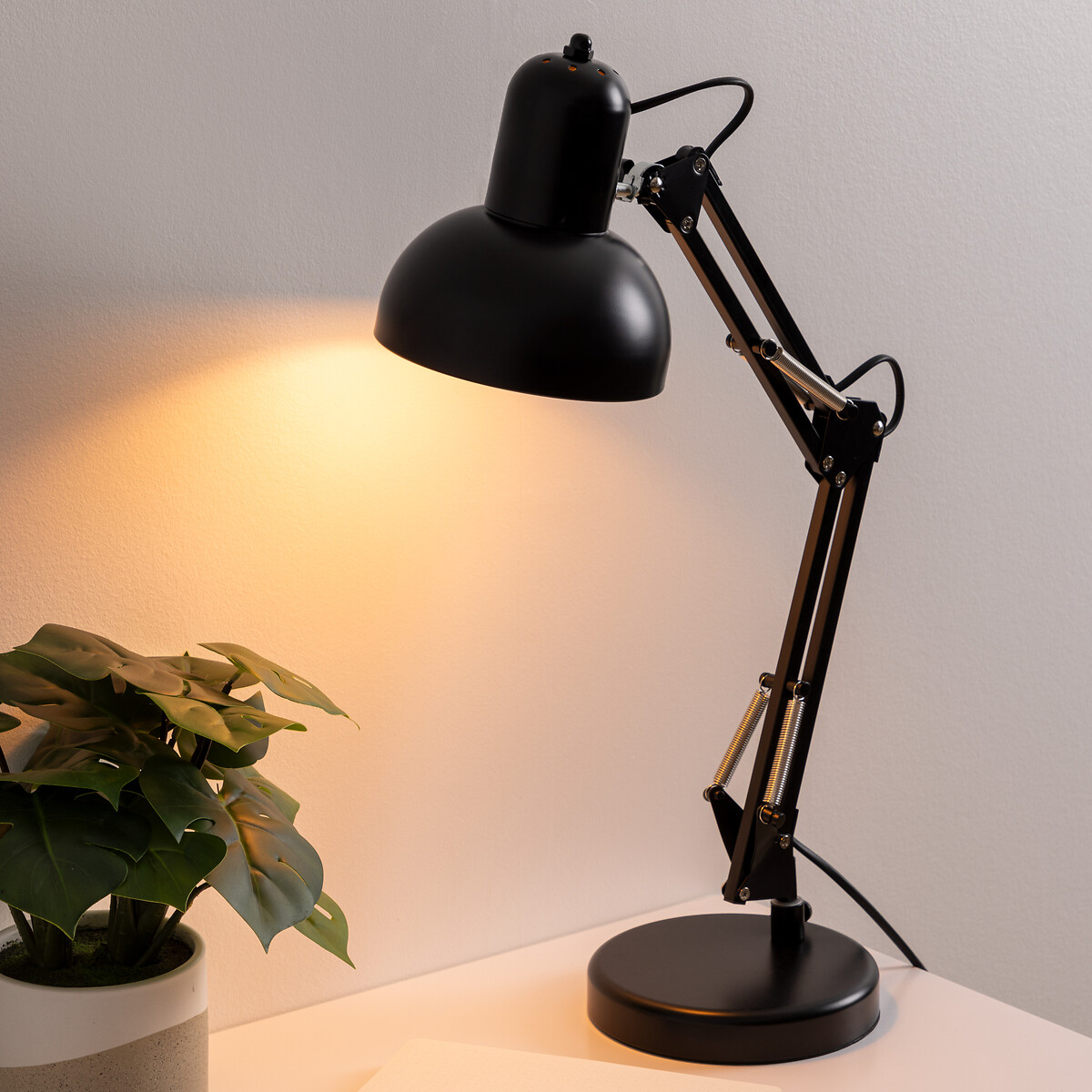 Candeeiro de mesa BREN preto em metal 56cm