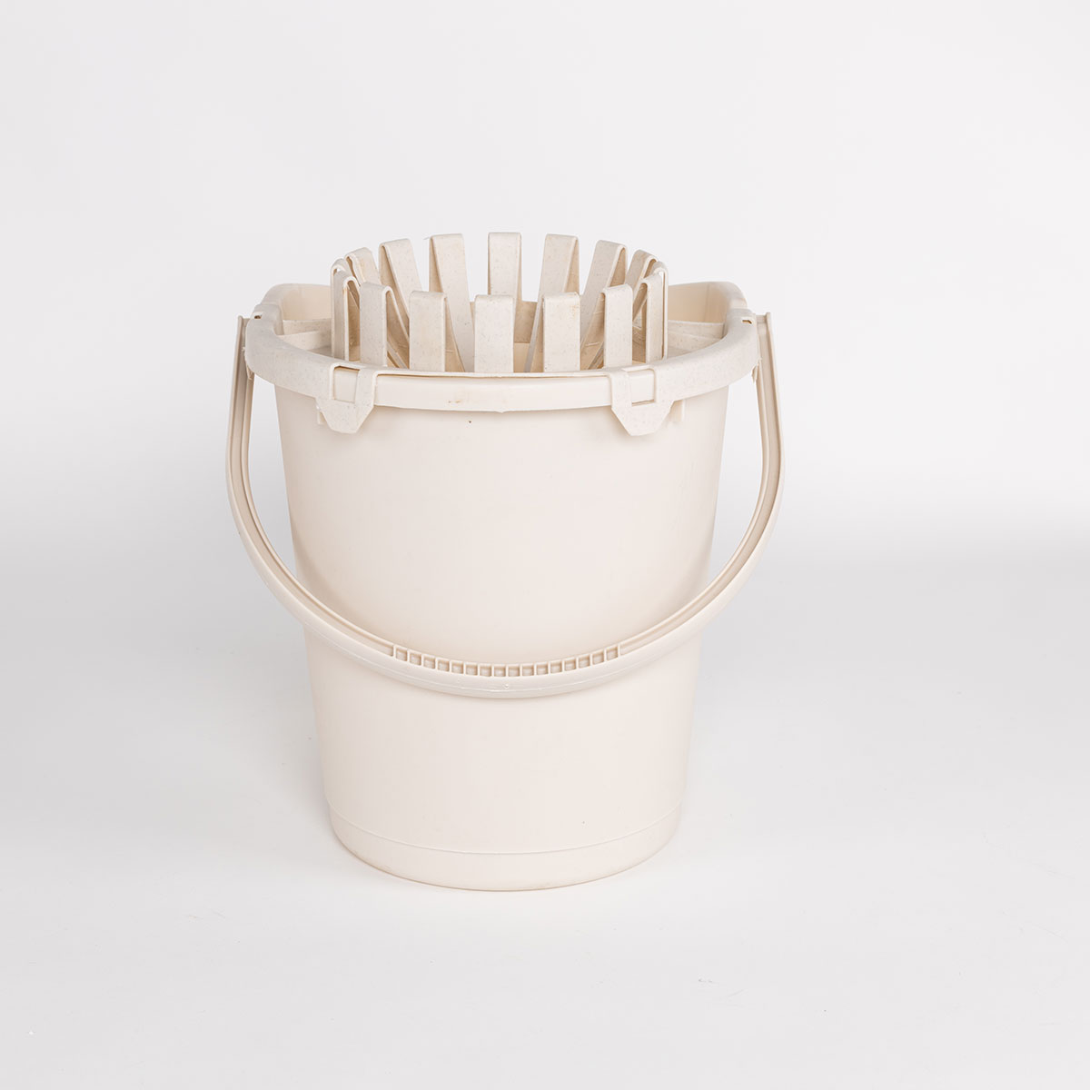 Balde bege com espremedor 16L