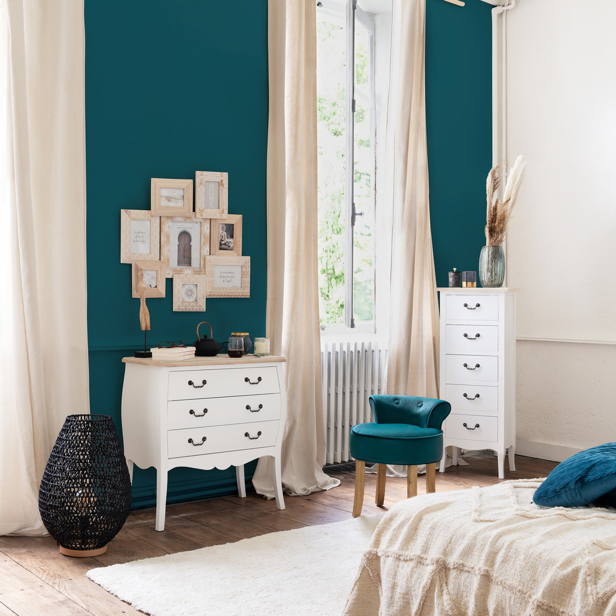 Multimoldura emile em madeira para 8 fotografias