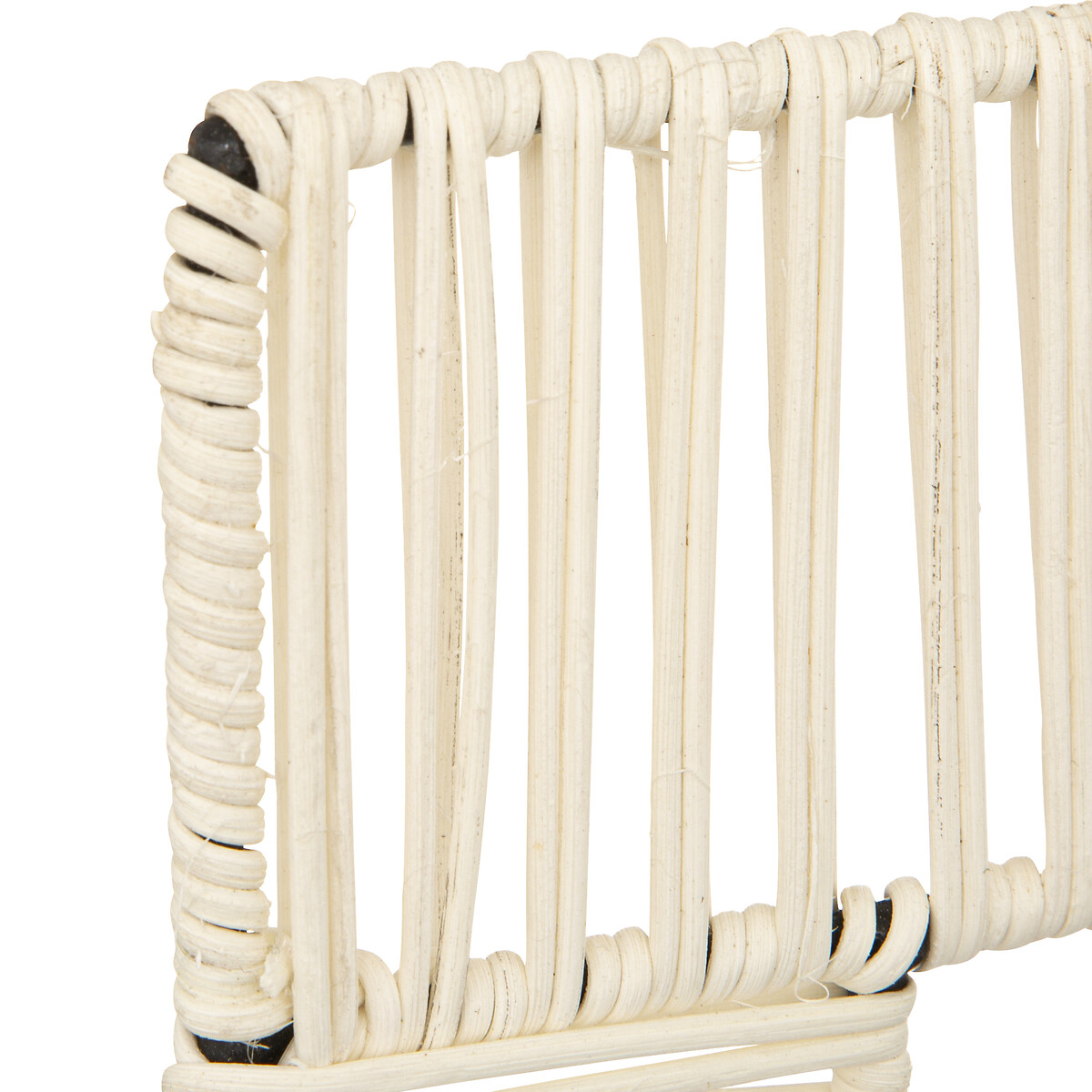 Moldura Th&eacute;o Em Rattan 68x60cm