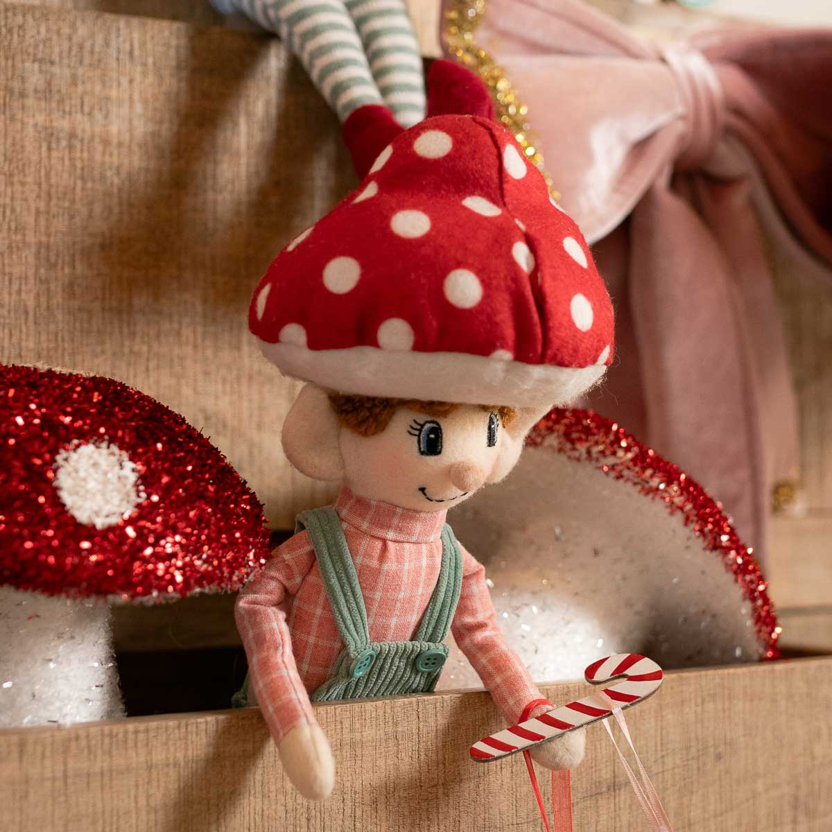 Figura de duende com jardineiras 107x25x28cm