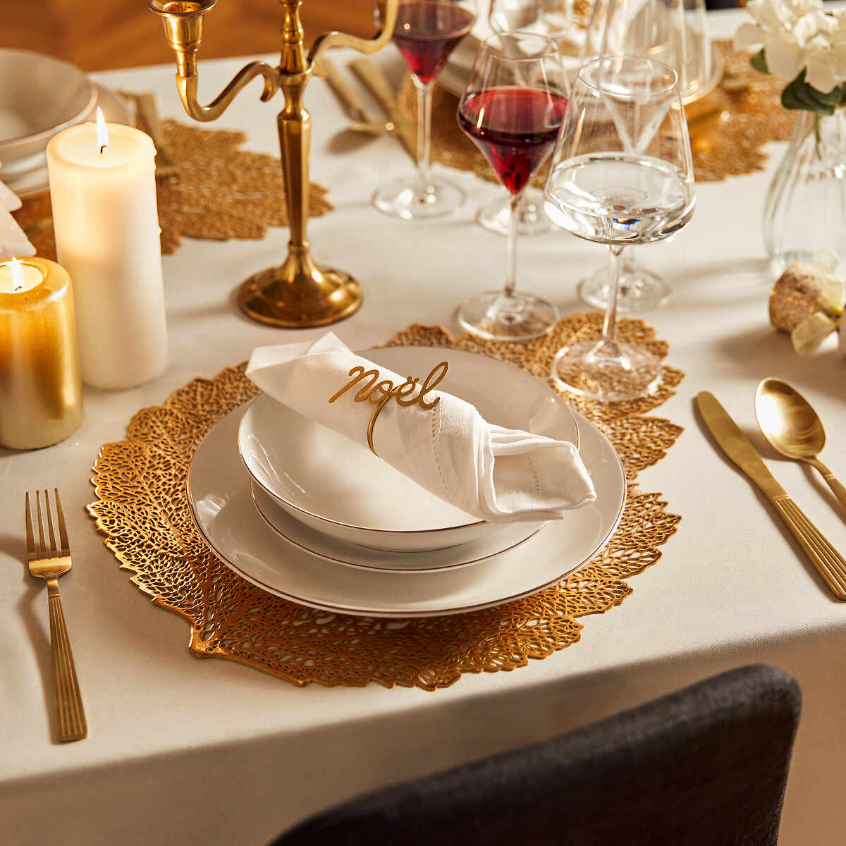 Individual de mesa FOLHA dourada 47cm