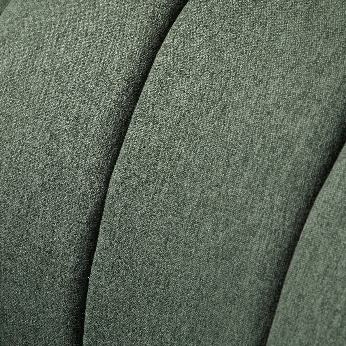 Poltrona NAOVA verde caqui em veludo 78x72x71cm