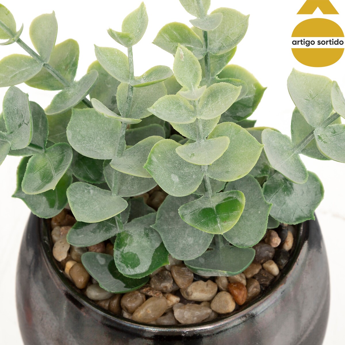 Planta artificial verde com vaso de ceramica