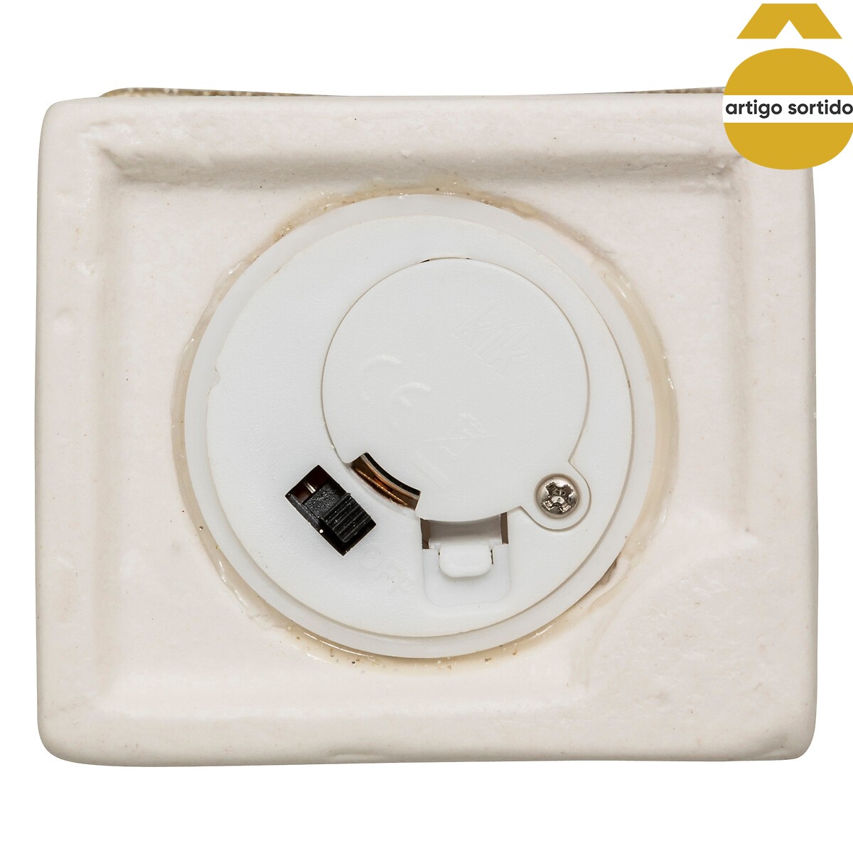 Casinha decorativa branca e bege com led 15,5x4,8x6,5cm