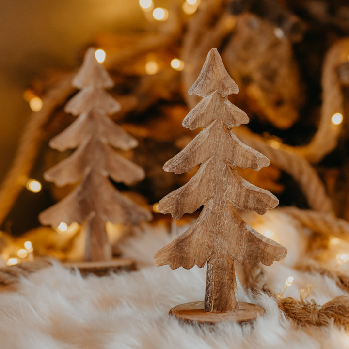&Aacute;rvore de natal decorativa em madeira