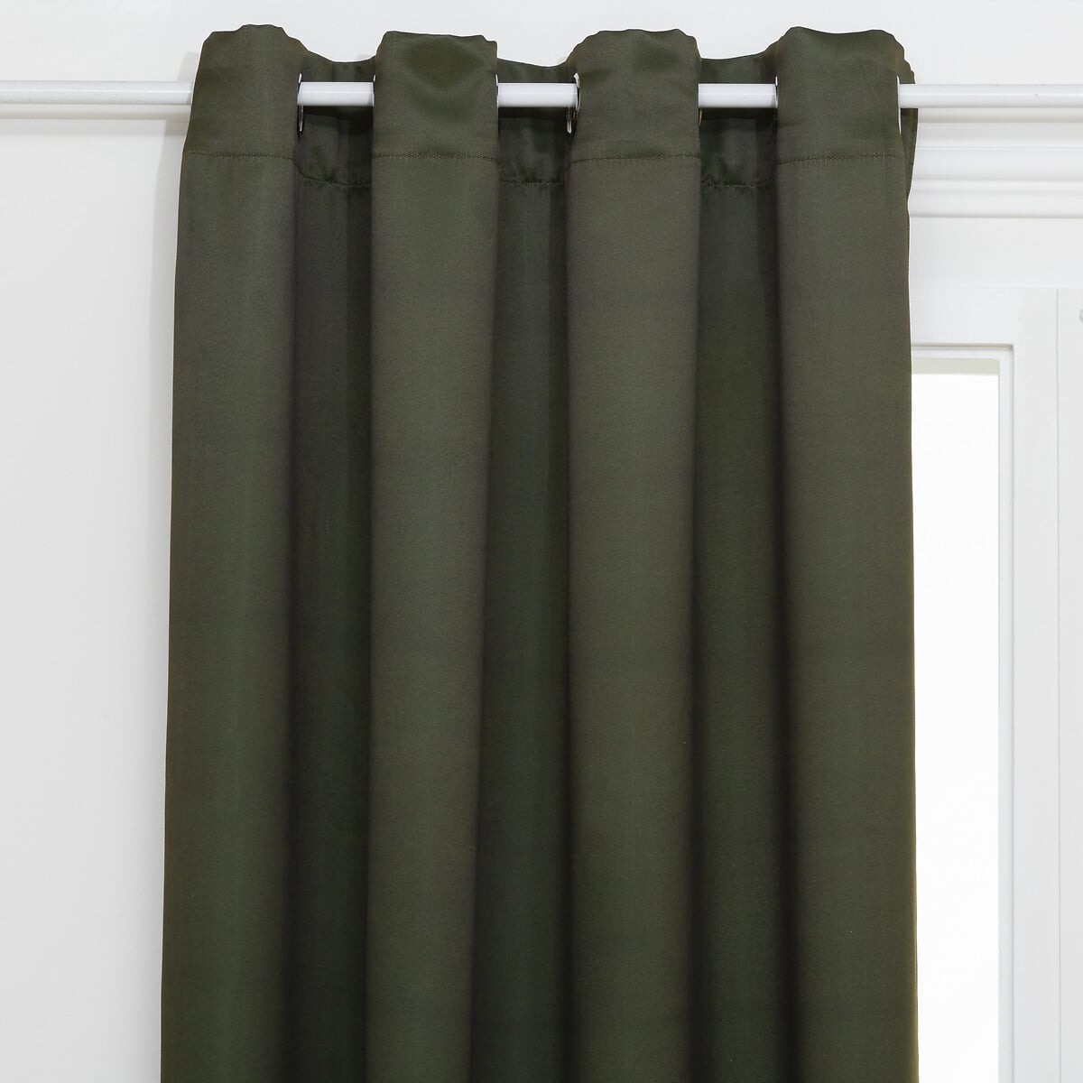 Cortina opaca verde caqui 140x260cm