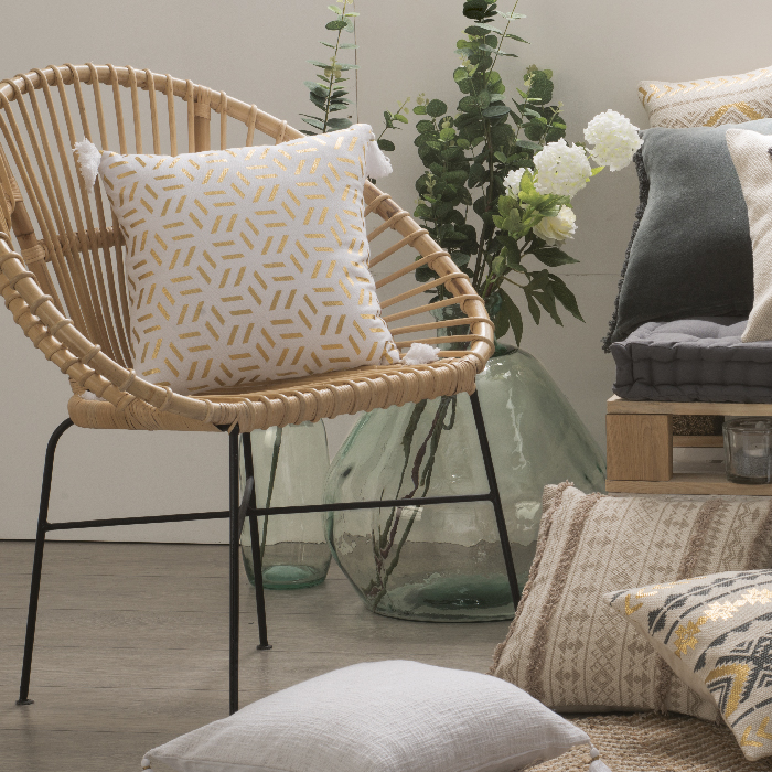 Cadeira Em Rattan Cor Natural E Metal