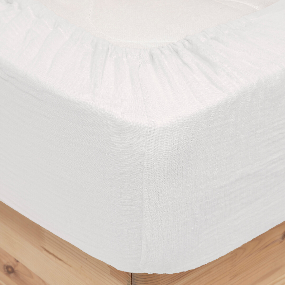 Len&ccedil;ol ajust&aacute;vel FLORA branco em algod&atilde;o 140x190cm