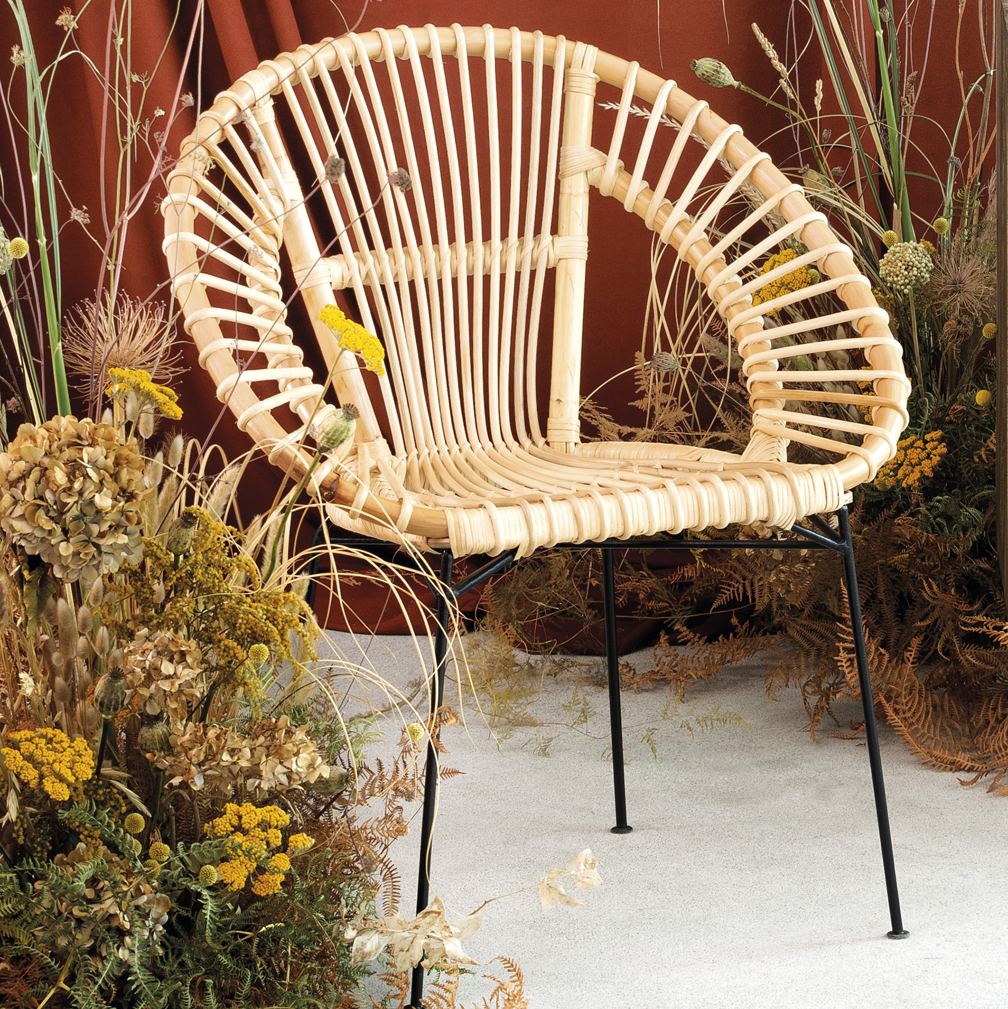 Cadeira Em Rattan Cor Natural E Metal