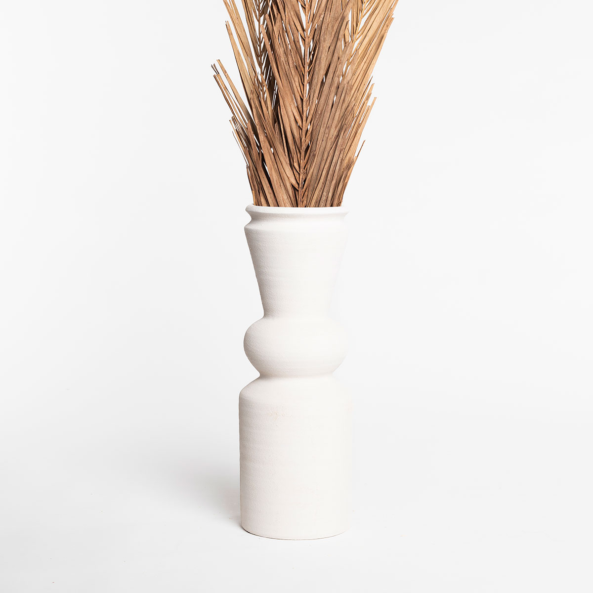 Jarra branco em cer&acirc;mica 44cm