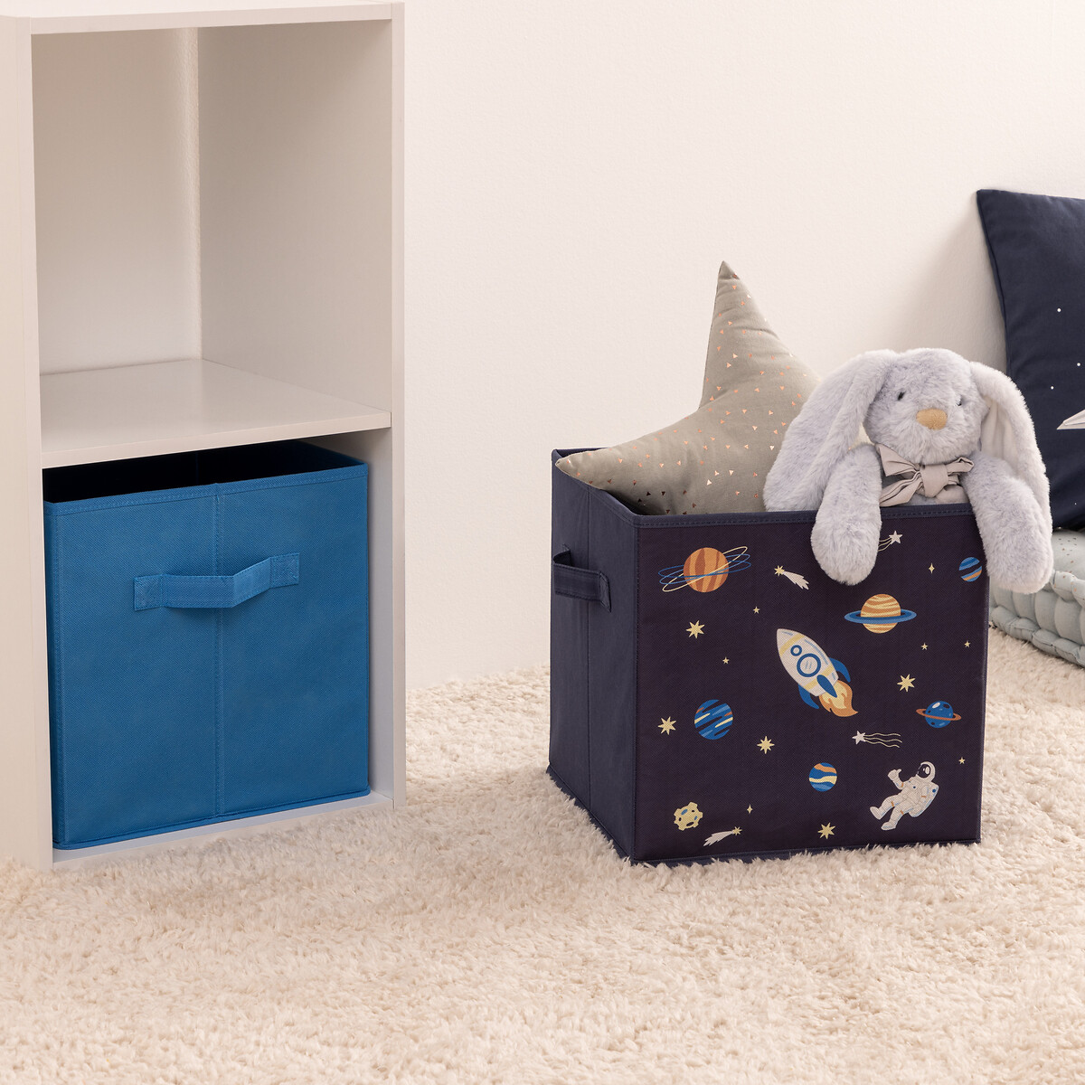 Conjunto de 2 cubos de arruma&ccedil;&atilde;o astronauta azul 29x29cm