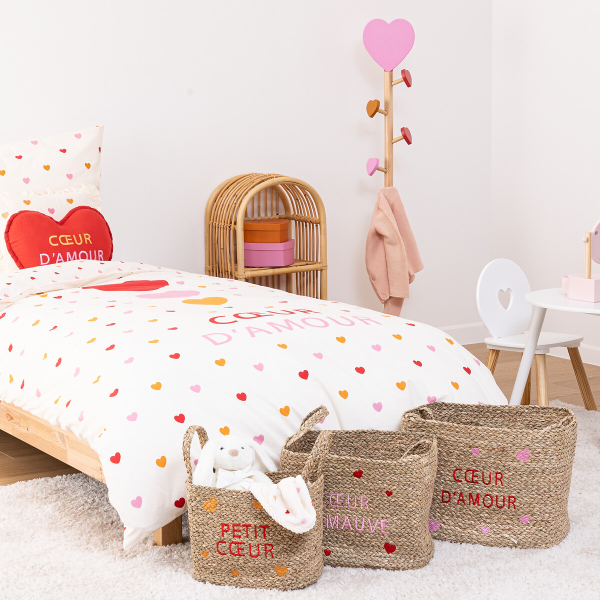 Cesto de arrumação com corações 30x38cm