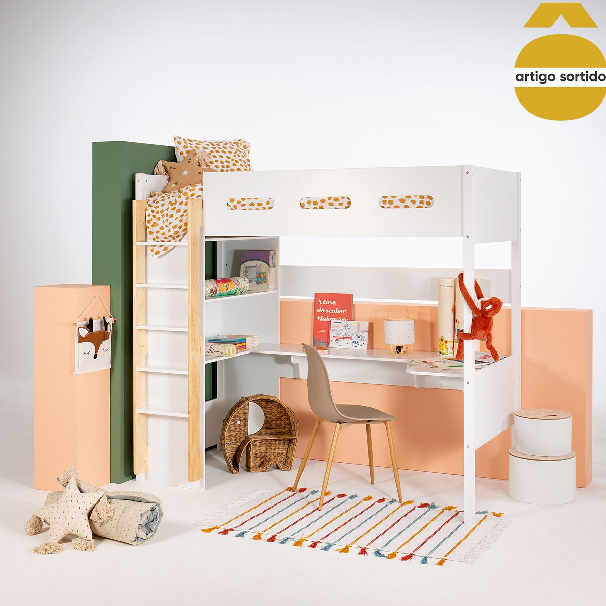 Tapete TUNES com pompons em algod&atilde;o 70x120cm