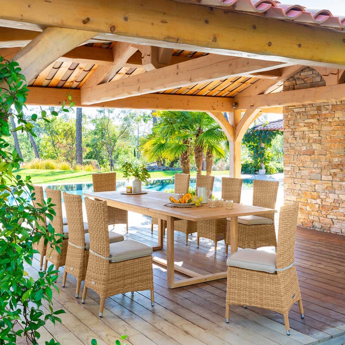 Cadeira MOORÉA em rattan